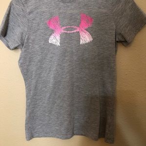 Gray Under Armour cap sleeve shirt